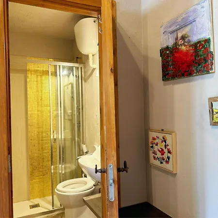 2 Cu 4* Rome